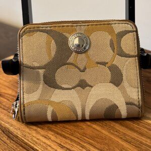 Coach Signature Canvas Small Zip-Around Wallet — Brown/Khaki Signature C